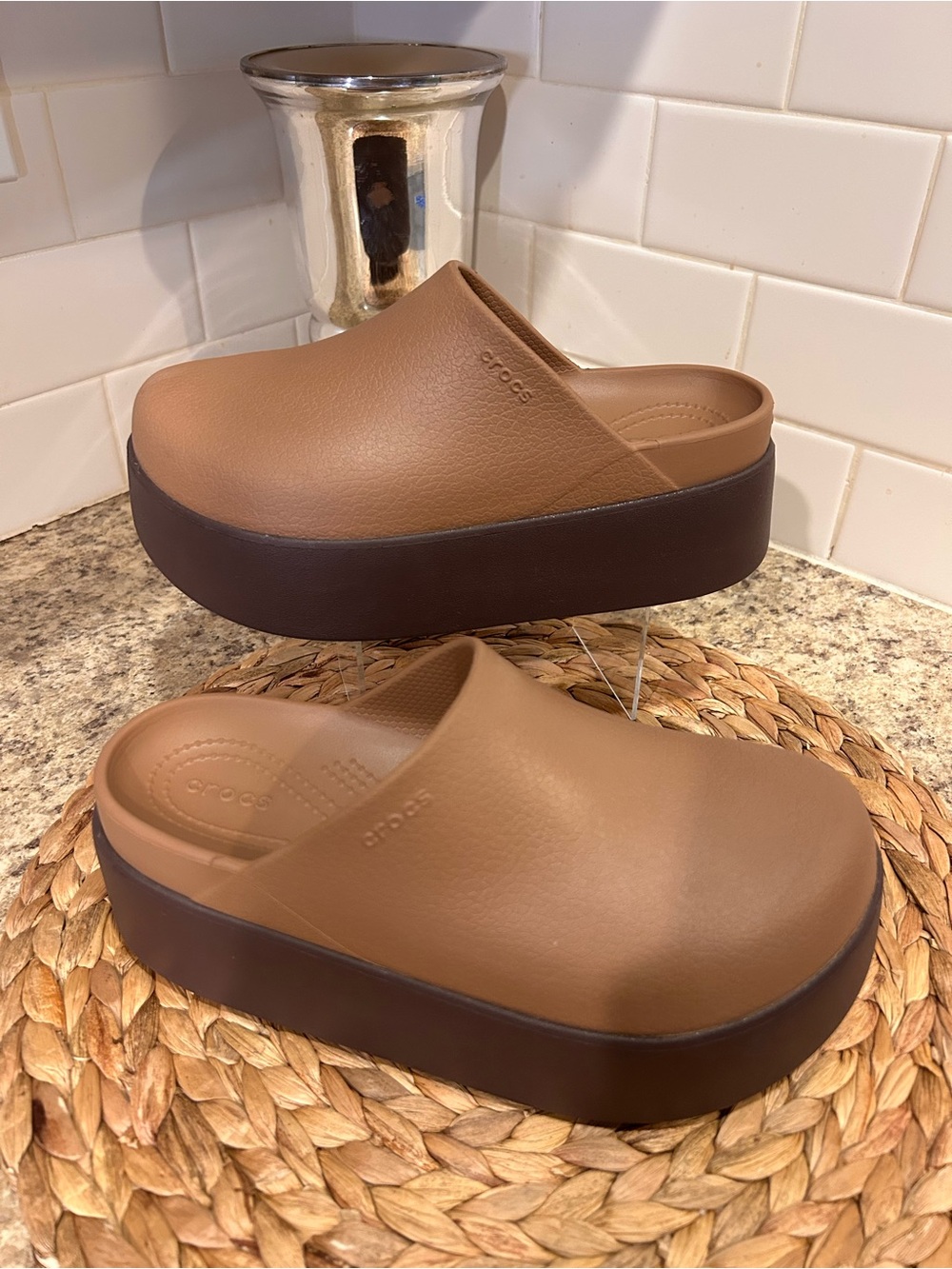 CROCS Dylan Platform Clogs Mules Brown Women’s Size 7 - Picture 7 of 8